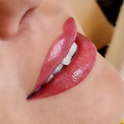 Lippen Permanent Make Up Bilder - LAJOLI Hamburg Lips - Russian Lips aufspritzen